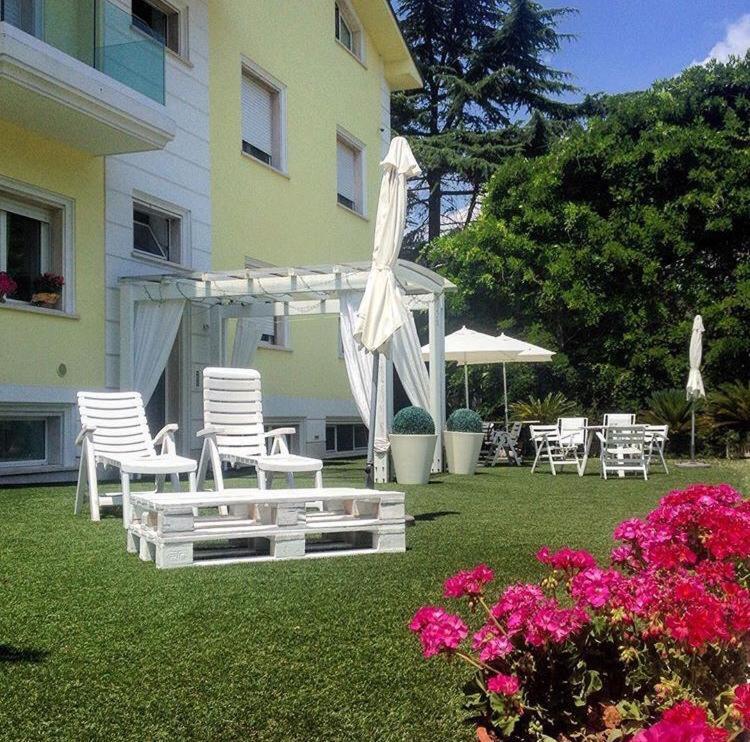 Ascoli Bonjour B&B & Apartments Parcheggio Privato & Giardino Ascoli Piceno Exterior photo